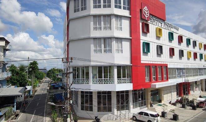 Grand indobaru Hotel