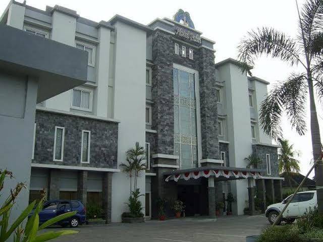 Hotel palm