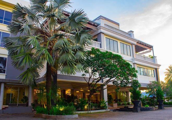 Rattan Inn Banjarmasin Image