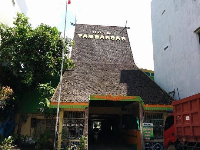 Hotel tambangan