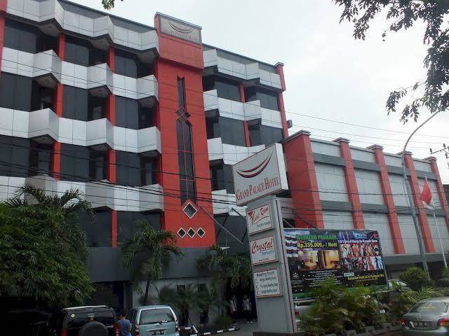 Grand palace hotel