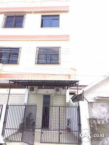 Kost surya