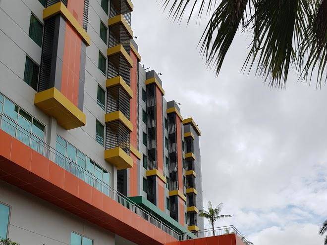 Merchant malltronik dalton hotel & convention