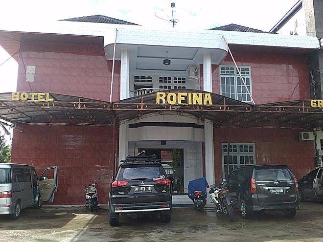 Hotel grand rofina sinjai