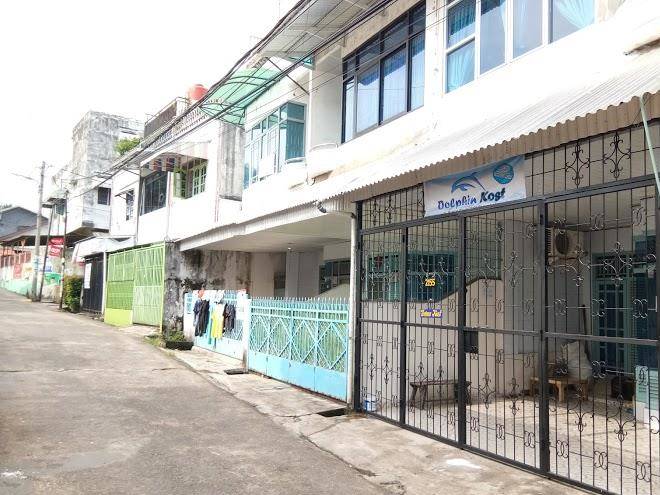 Dolphin kost sudirman