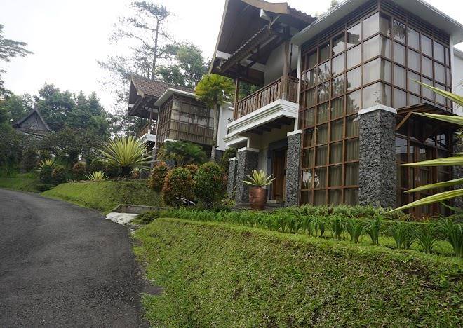 Sindang reret hotel & restaurant cikole lembang