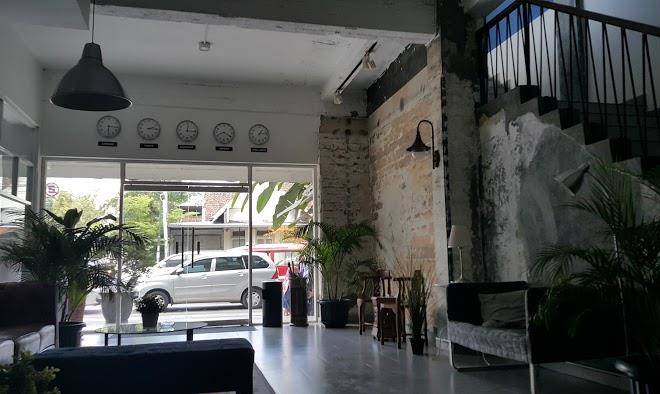 Airy Alun Alun Dewi Sartika 18 Bandung Image