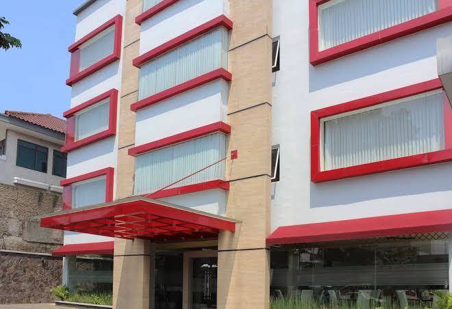 Airy kiaracondong ibrahim adjie bandung