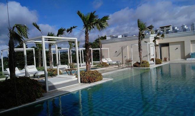 Art deco luxury hotel & residence