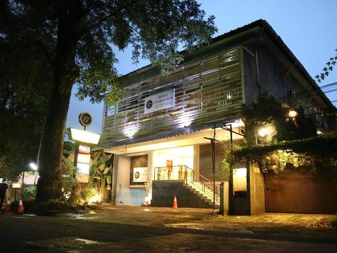 Excellent seven hotel
