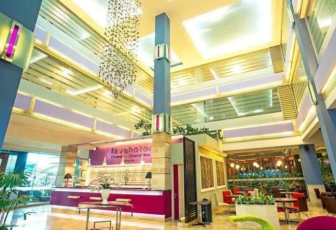 Favehotel premier cihampelas