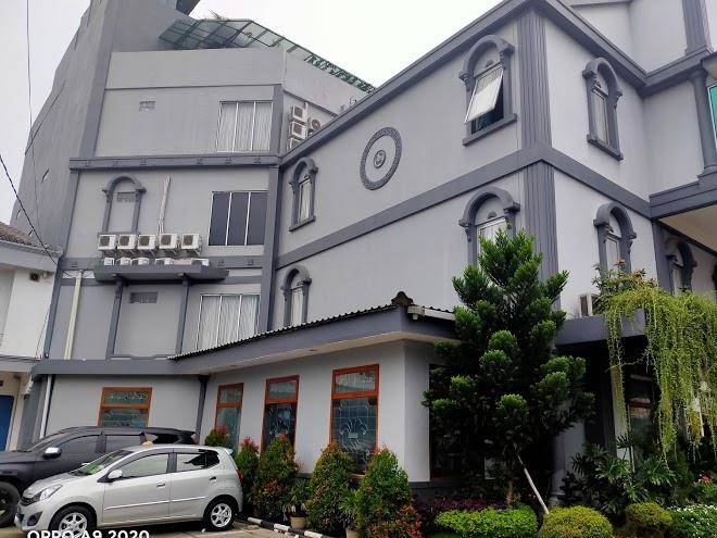 Ghotic hotel