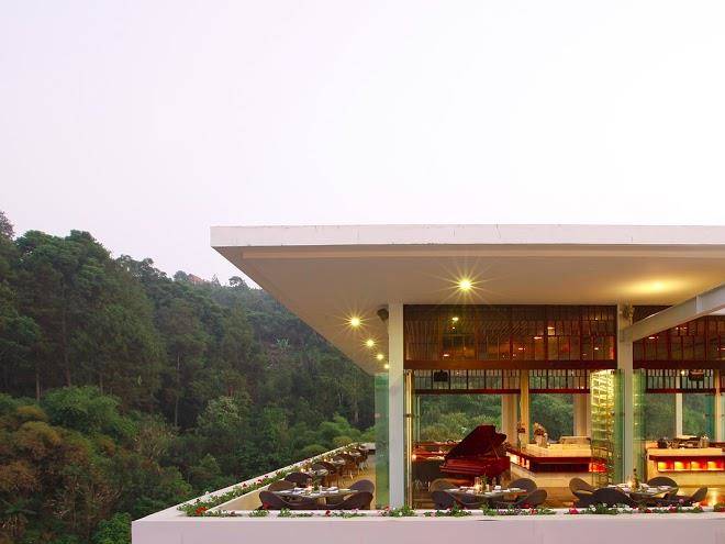 Padma Hotel Bandung Image