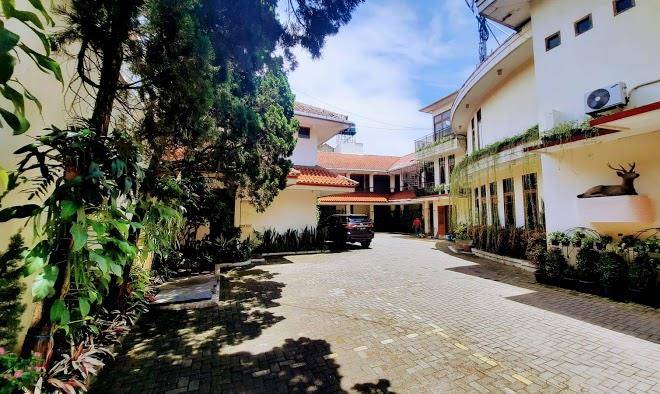 Pilatus hotel bandung