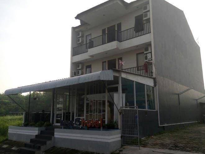 Hotel nine o