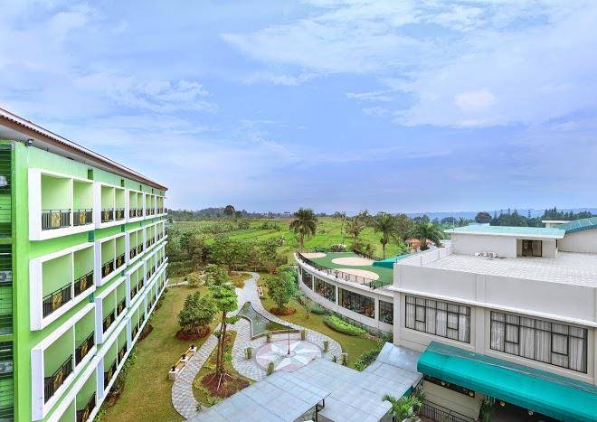 The green peak hotel & convention kopo