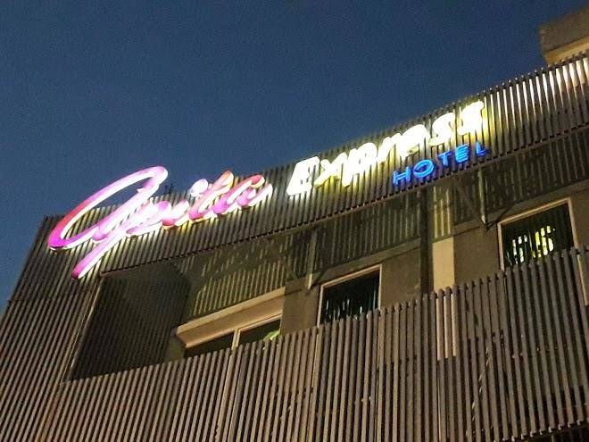 Apita Express Hotel Image