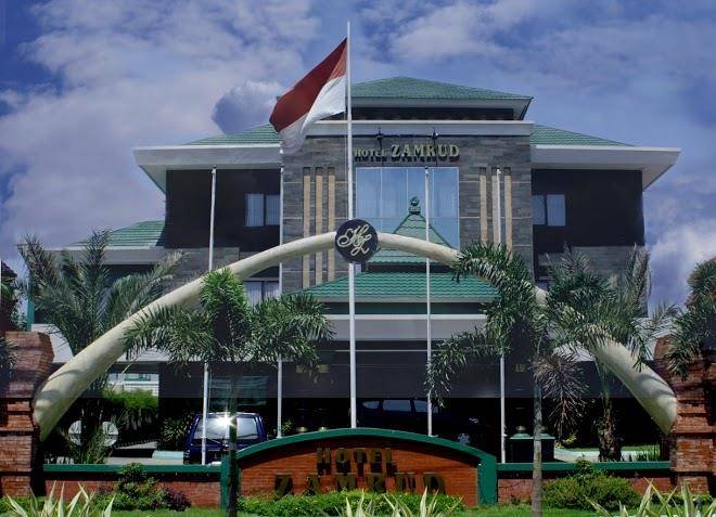 Hotel zamrud cirebon