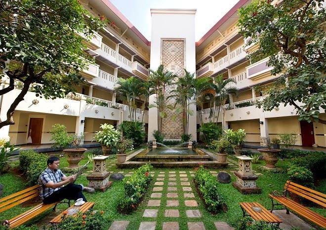 Puri kiic golf view hotel