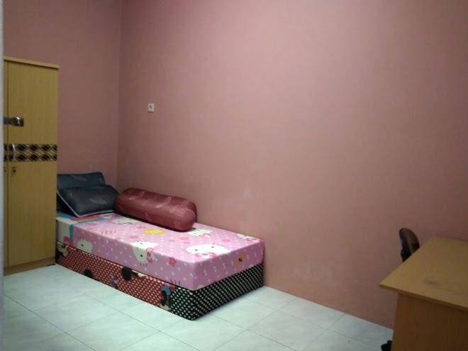 Kost putri setia