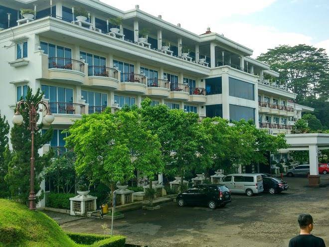 Braja mustika hotel and convention centre
