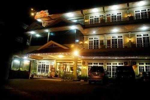 Hotel mirah sartika