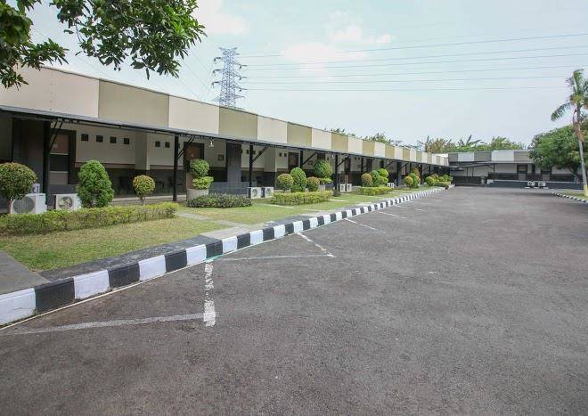 Airy grage city ahmad yani 39 cirebon