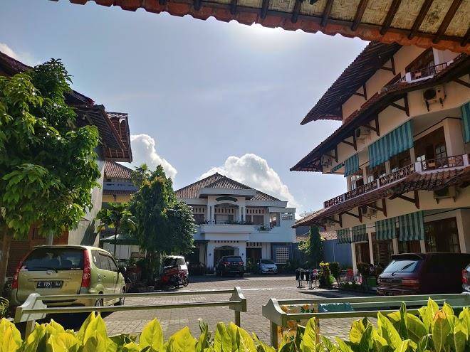 Hotel sandaan
