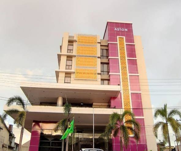 Aston ketapang city hotel