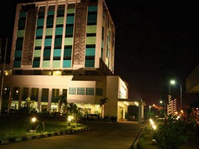 Grand mahkota hotel pontianak