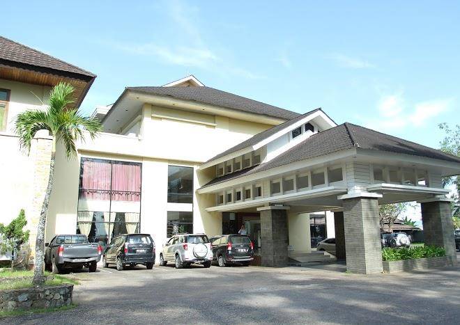 Dangau hotel kubu raya