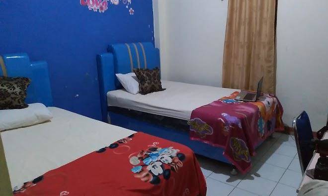 Hotel hujan emas