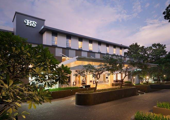 Hotel santika mataram