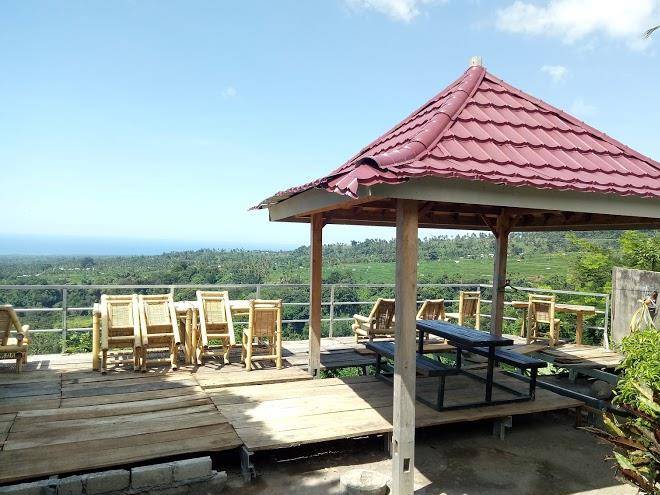 Bale kayu homestay