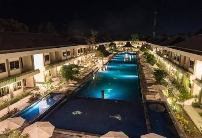 Hotel ombak paradise