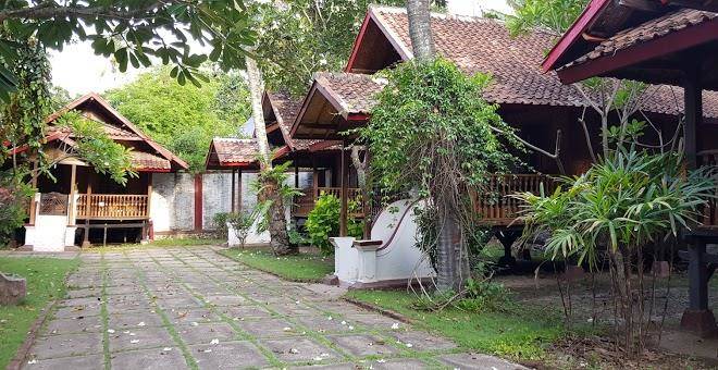 Pantai kencana hotel