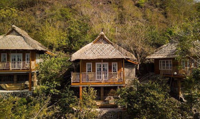 Hula hoop bungalows