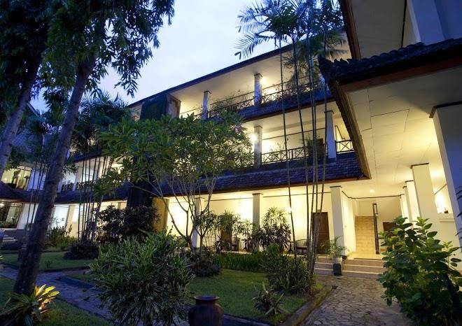 Puri saron senggigi hotel