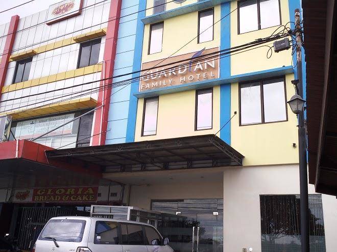 Guardian family hotel