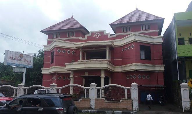 Hotel mamuju beach