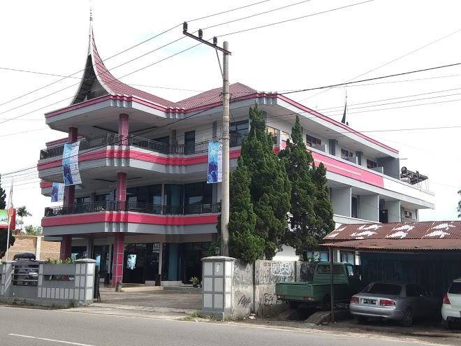 Hotel Nikita Garegeh Image