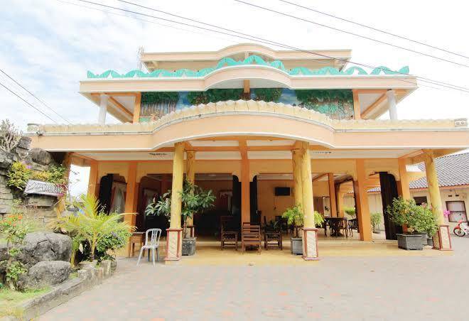 Hotel gandung parangtritis