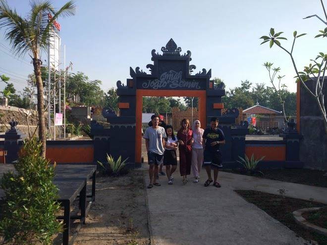 Omah watupayung resto homestay photo corner