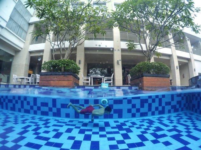 Airy bandara adisutjipto kalasan sleman yogyakarta