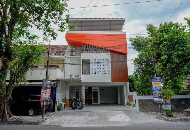 Reddoorz near sleman city hall 2