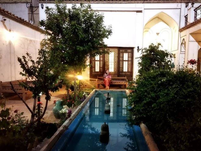 Atigh traditional hotel