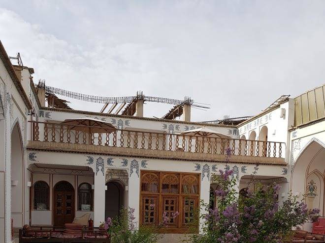 Isfahan traditional hotel