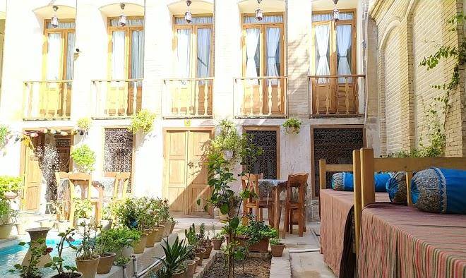 Ana boutique hotel