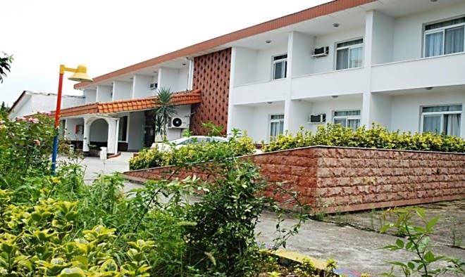 Chalandar Tourist Hotel Image