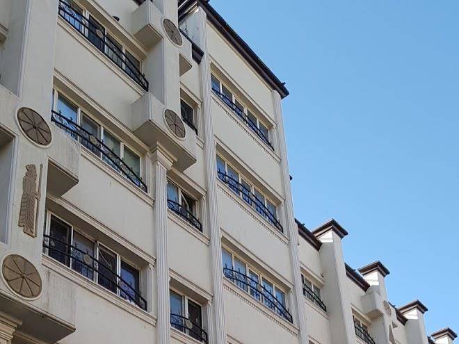 Elyan hotel